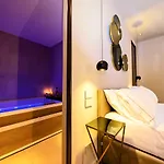 Al Castello Luxury ベッド・アンド・ブレックファスト 4*