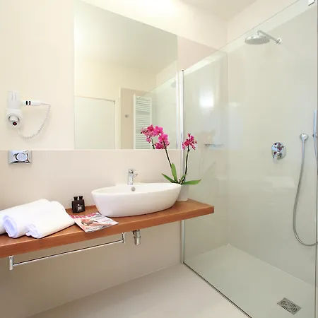 Al Castello Luxury Bed & Breakfast 3*