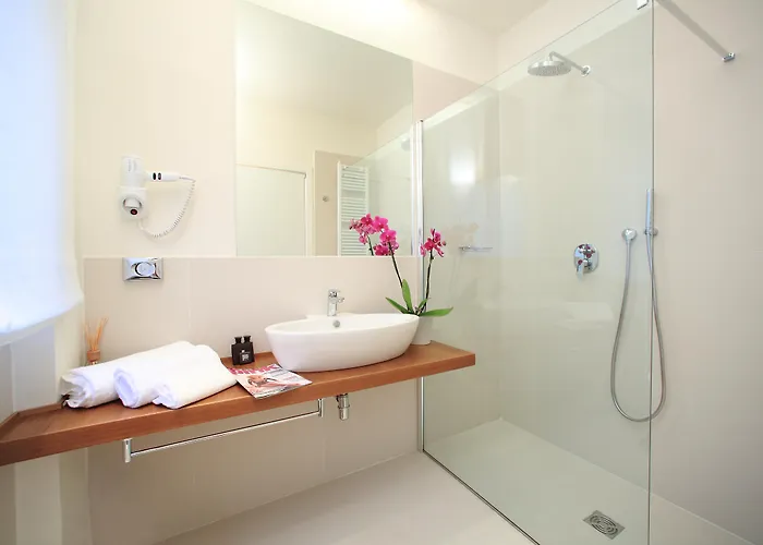 Al Castello Luxury Bed & Breakfast 4*