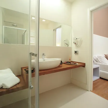 Al Castello Luxury Bed & Breakfast 4*