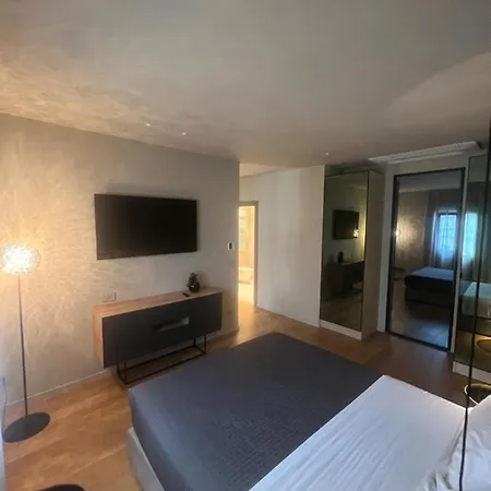 Al Castello Luxury Bed and breakfast